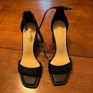Aldo Flex Pillow Walk Block Heel in Black Size 9